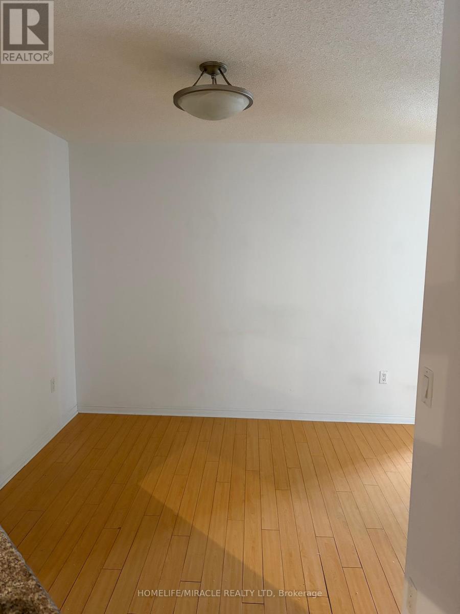 504 - 909 Bay Street N, Toronto, Ontario  M5S 3G2 - Photo 11 - C13114022