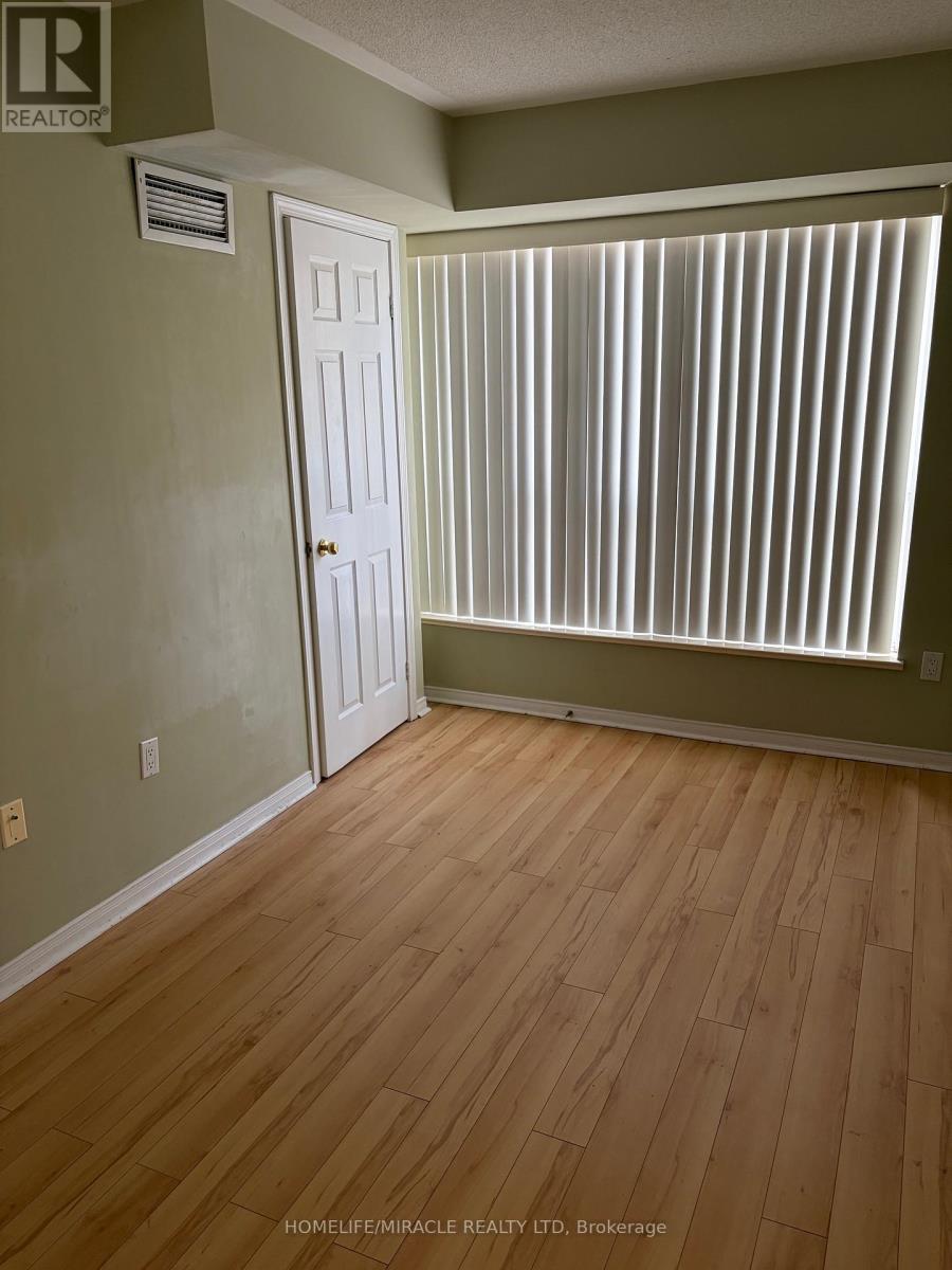 504 - 909 Bay Street N, Toronto, Ontario  M5S 3G2 - Photo 8 - C13114022