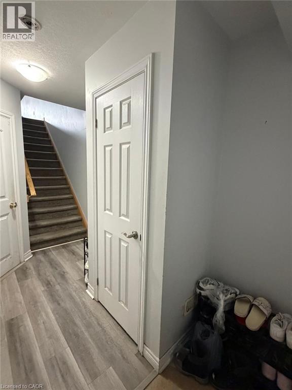 402 Linden Drive, Kitchener, Ontario  N3H 0C6 - Photo 9 - 40829278