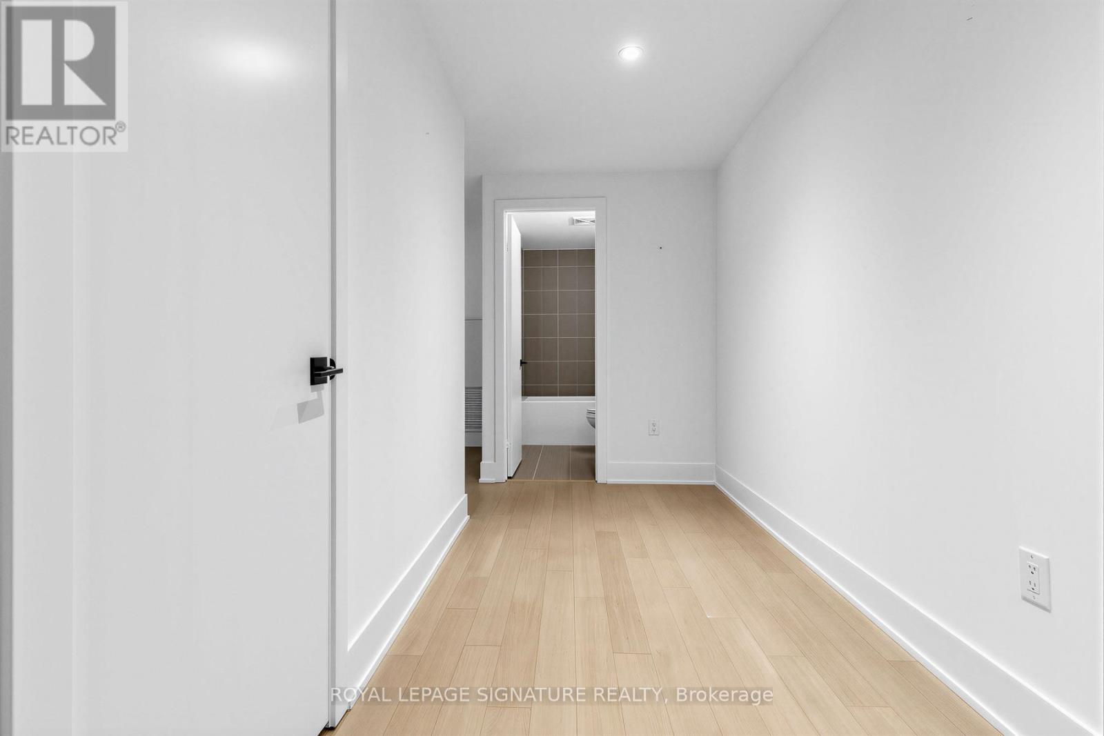 203 - 1888 Queen Street E, Toronto, Ontario  M4L 1H4 - Photo 32 - E13018850