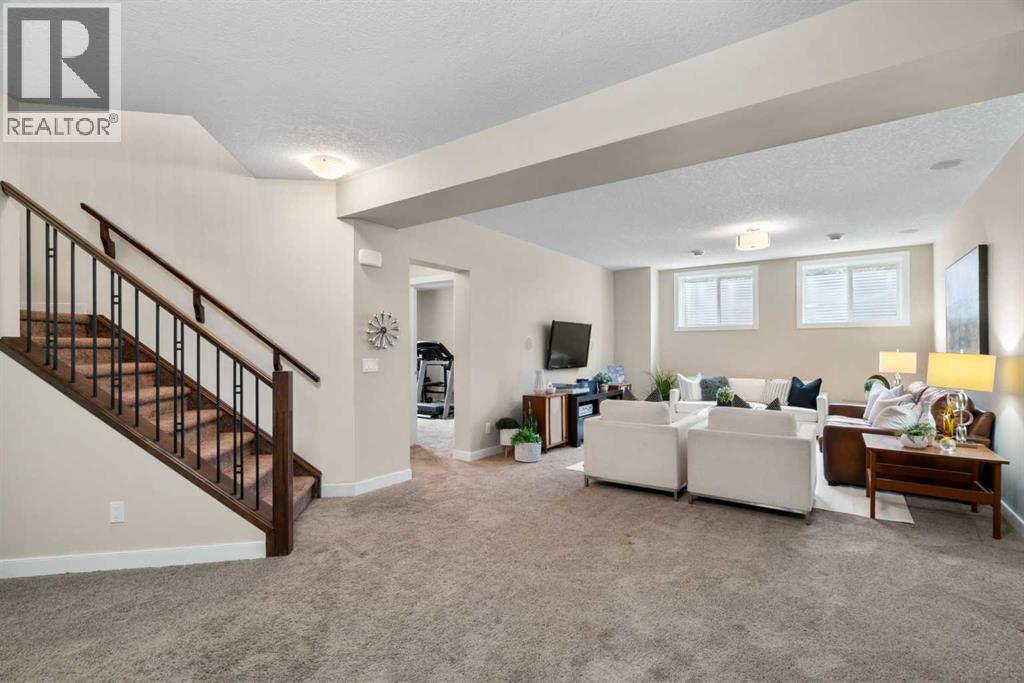 25 Fireside Landing, Cochrane, Alberta  T4C 0V9 - Photo 34 - A2285252