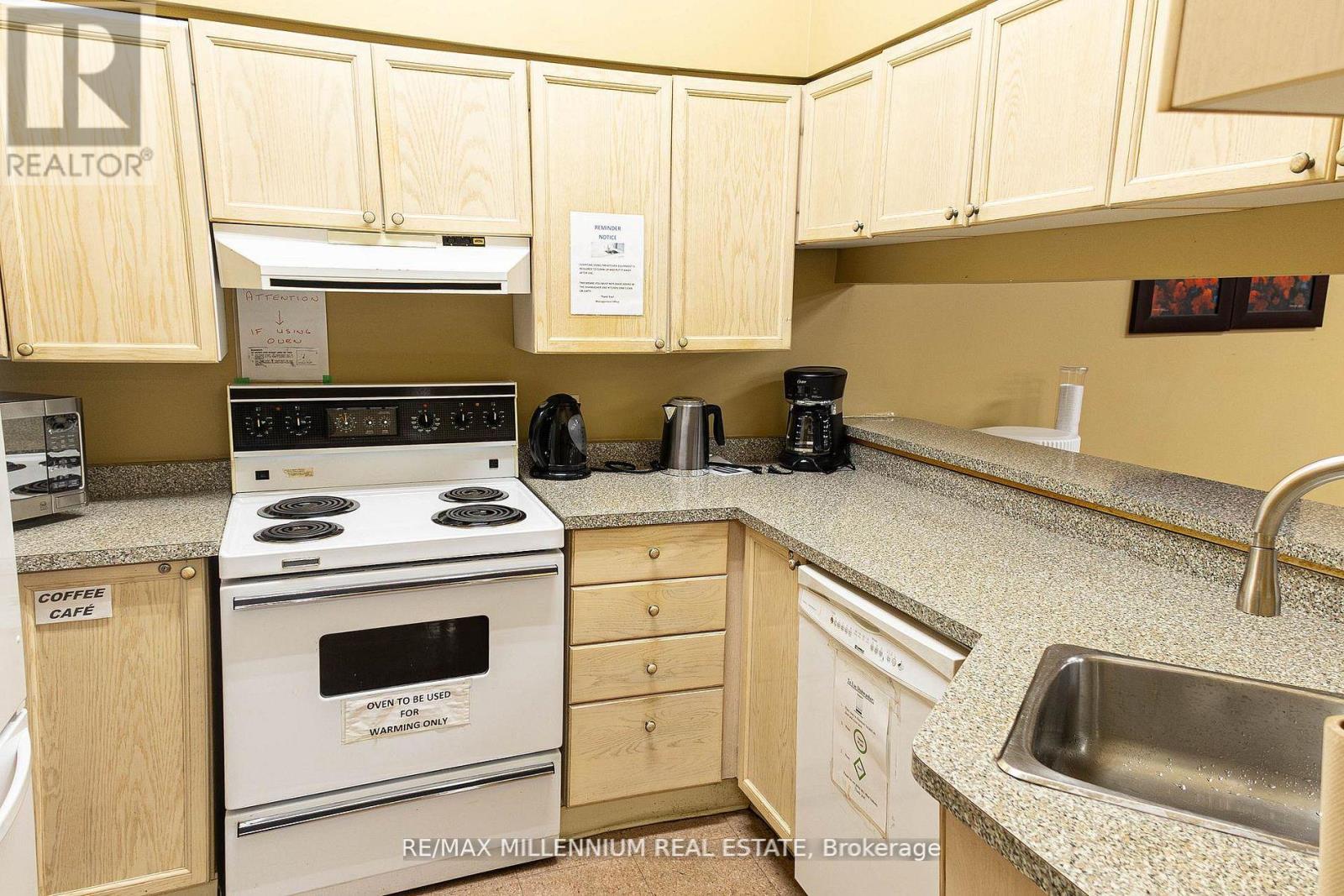 62 Cumberland Lane, Ajax, Ontario  L1S 7K4 - Photo 37 - E13114010