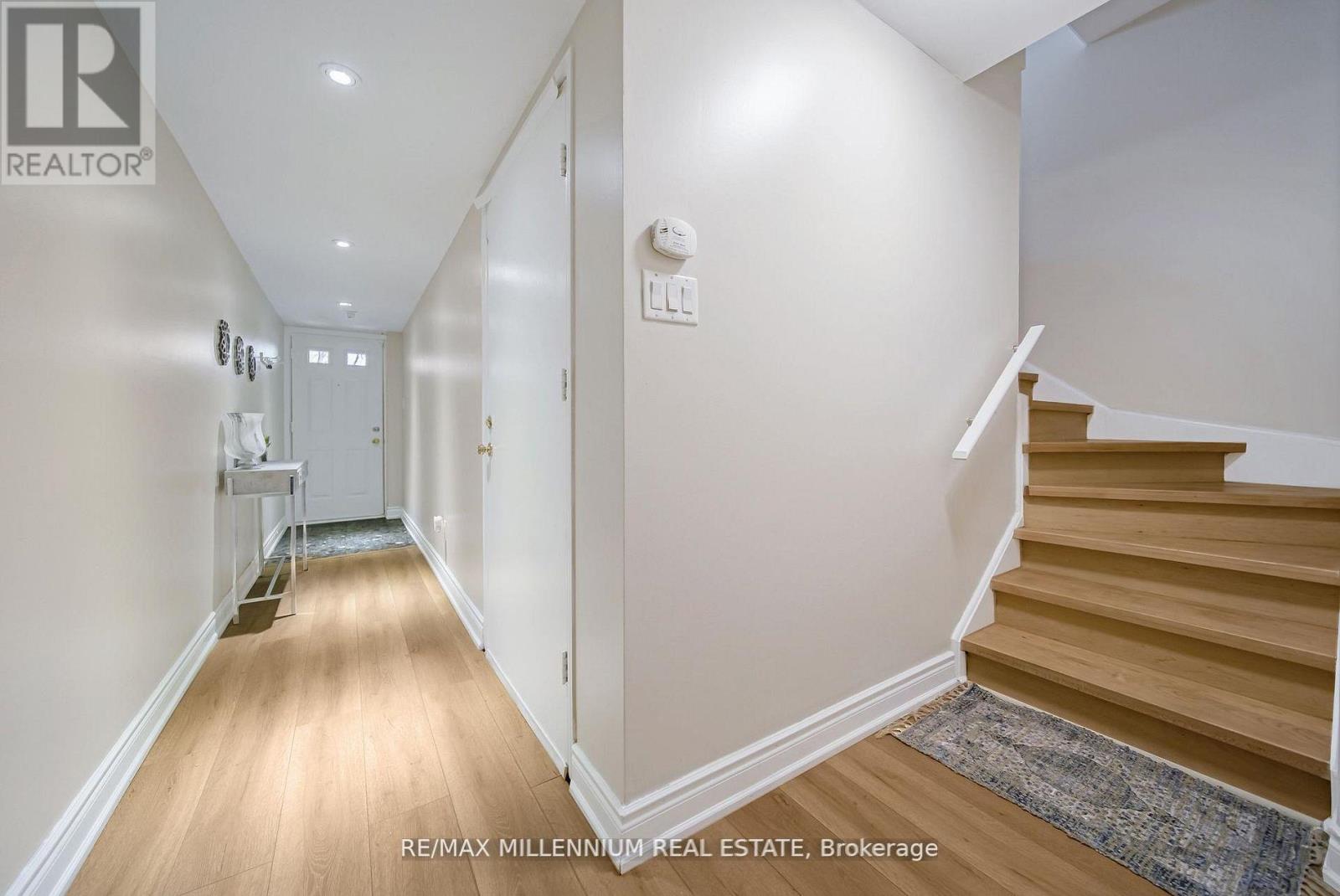 62 Cumberland Lane, Ajax, Ontario  L1S 7K4 - Photo 7 - E13114010