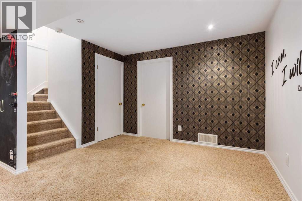 81 Inglewood Point Se, Calgary, Alberta T2G 5K7 - Photo 30 - A2309758