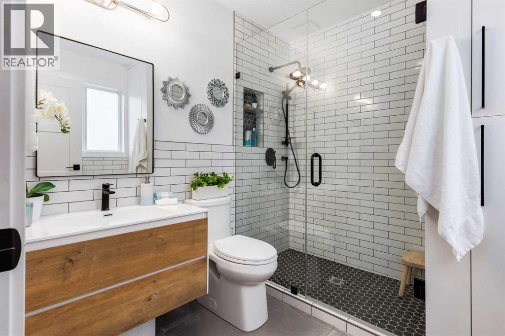 81 Inglewood Point Se, Calgary, Alberta T2G 5K7 - Photo 26 - A2309758