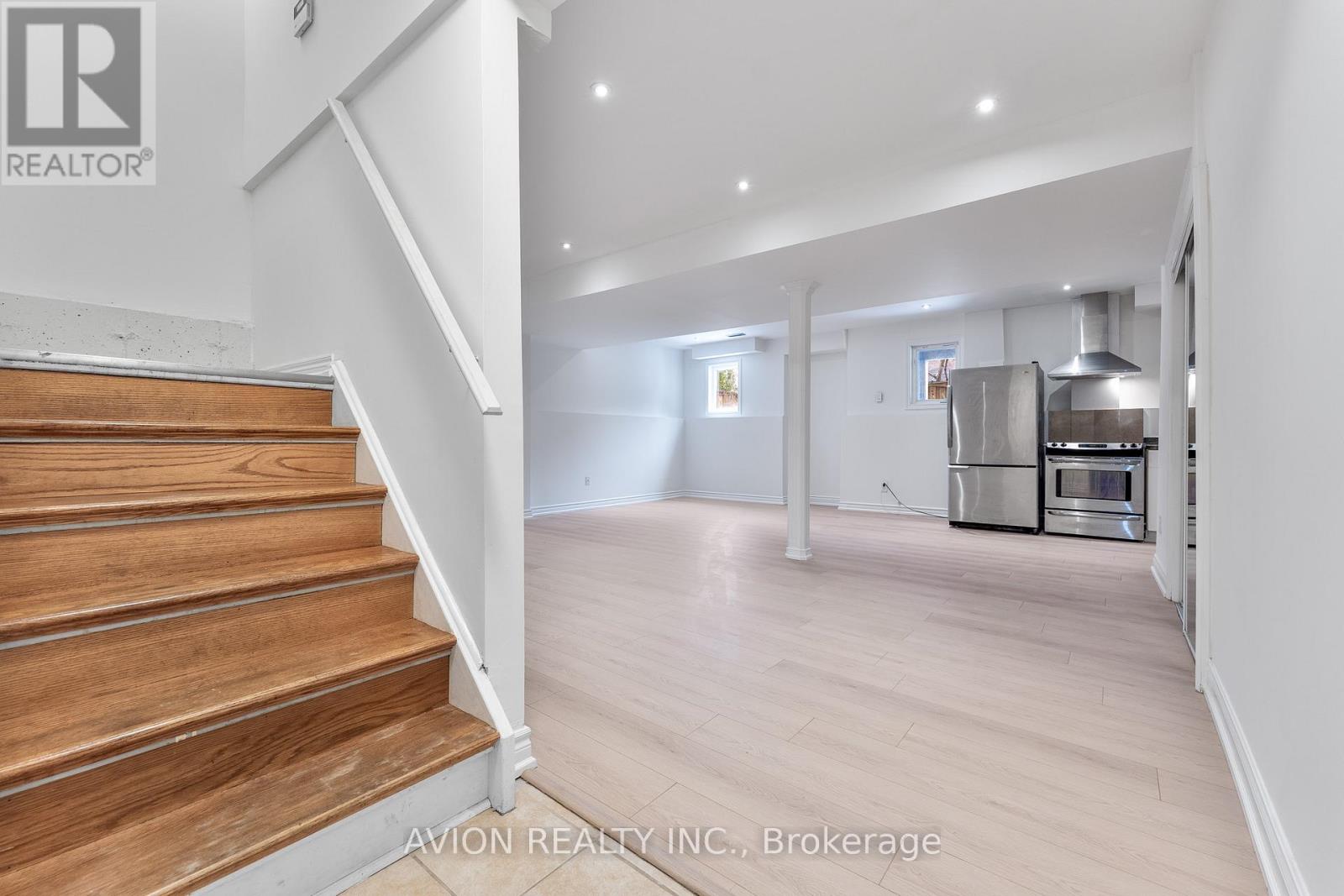 33 Brockdale Street, Richmond Hill, Ontario  L4E 4W1 - Photo 29 - N13114098