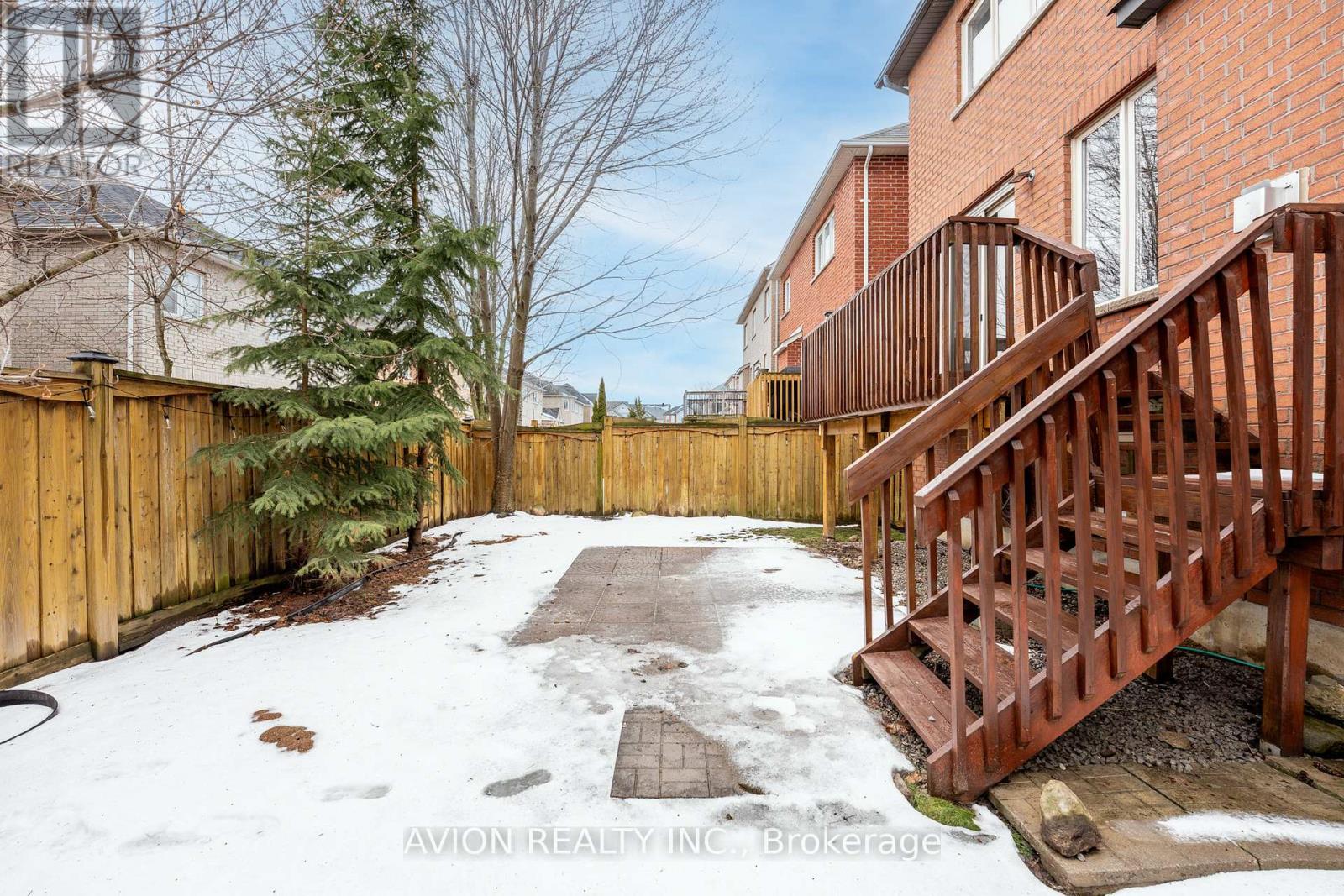 33 Brockdale Street, Richmond Hill, Ontario  L4E 4W1 - Photo 35 - N13114098
