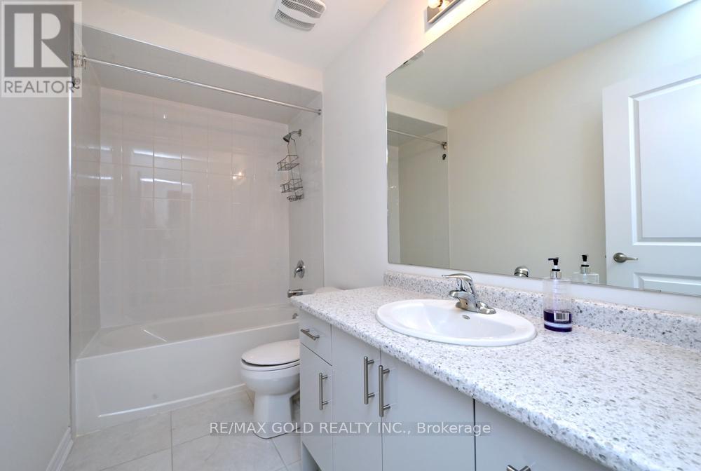 20 Tamworth Terrace, Barrie, Ontario  L9J 0W5 - Photo 26 - S13114004