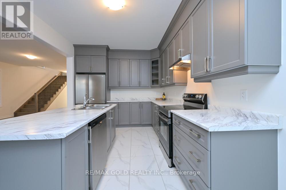 20 Tamworth Terrace, Barrie, Ontario  L9J 0W5 - Photo 7 - S13114004