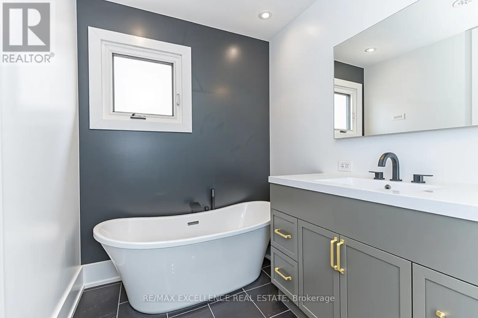 2 Pebble Beach Court, Brampton, Ontario  L6S 4E9 - Photo 25 - W13114016