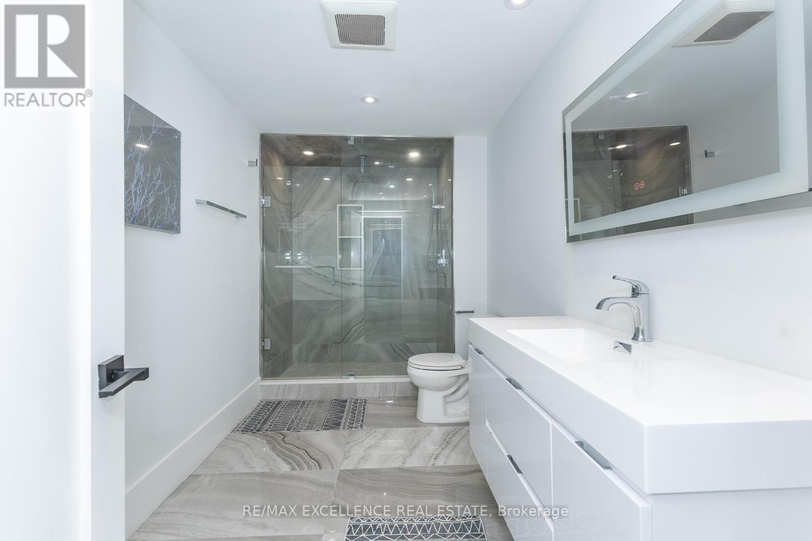 2 Pebble Beach Court, Brampton, Ontario  L6S 4E9 - Photo 39 - W13114016