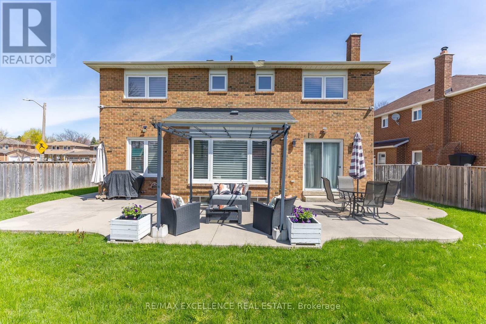 2 Pebble Beach Court, Brampton, Ontario  L6S 4E9 - Photo 41 - W13114016