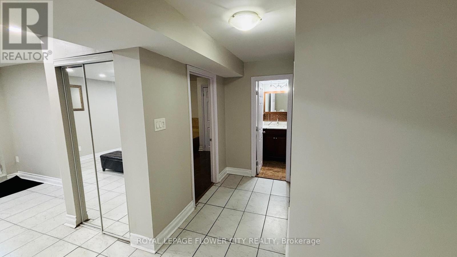952 Clark Boulevard, Milton, Ontario  L9T 6P6 - Photo 8 - W13114040