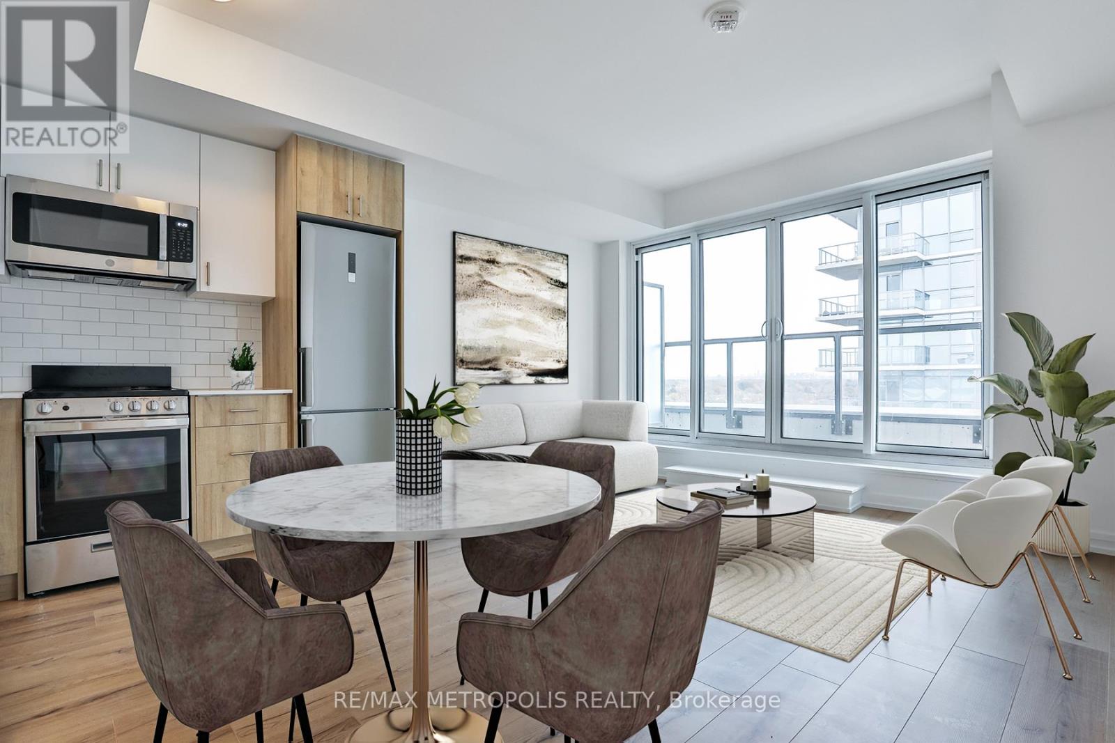 905 - 1195 The Queensway, Toronto, Ontario  M8Z 1R7 - Photo 2 - W13114046