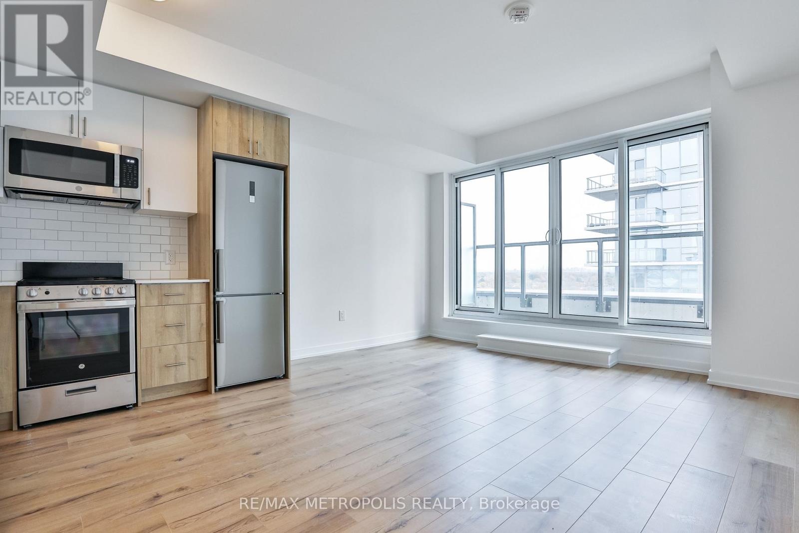 905 - 1195 The Queensway, Toronto, Ontario  M8Z 1R7 - Photo 7 - W13114046