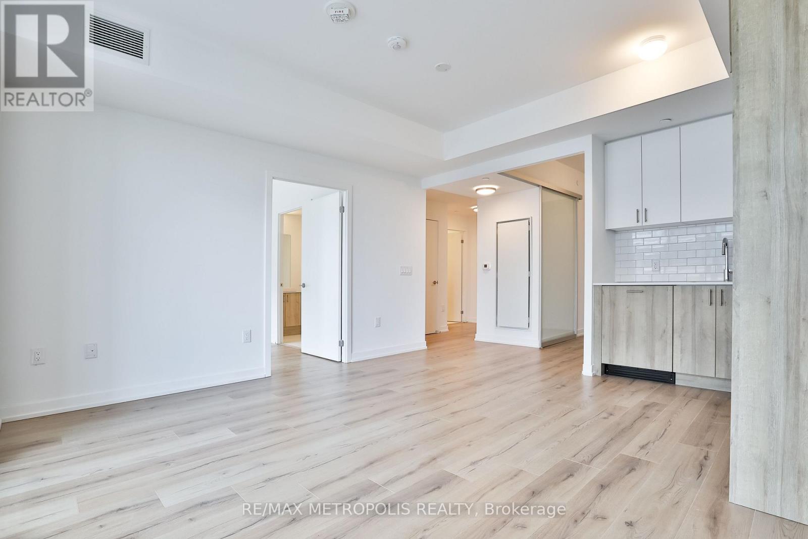905 - 1195 The Queensway, Toronto, Ontario  M8Z 1R7 - Photo 8 - W13114046
