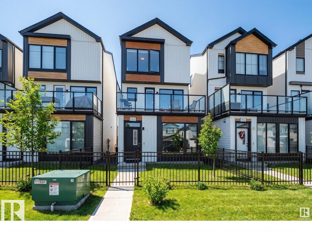 3330 KULAY WY SW, edmonton, Alberta