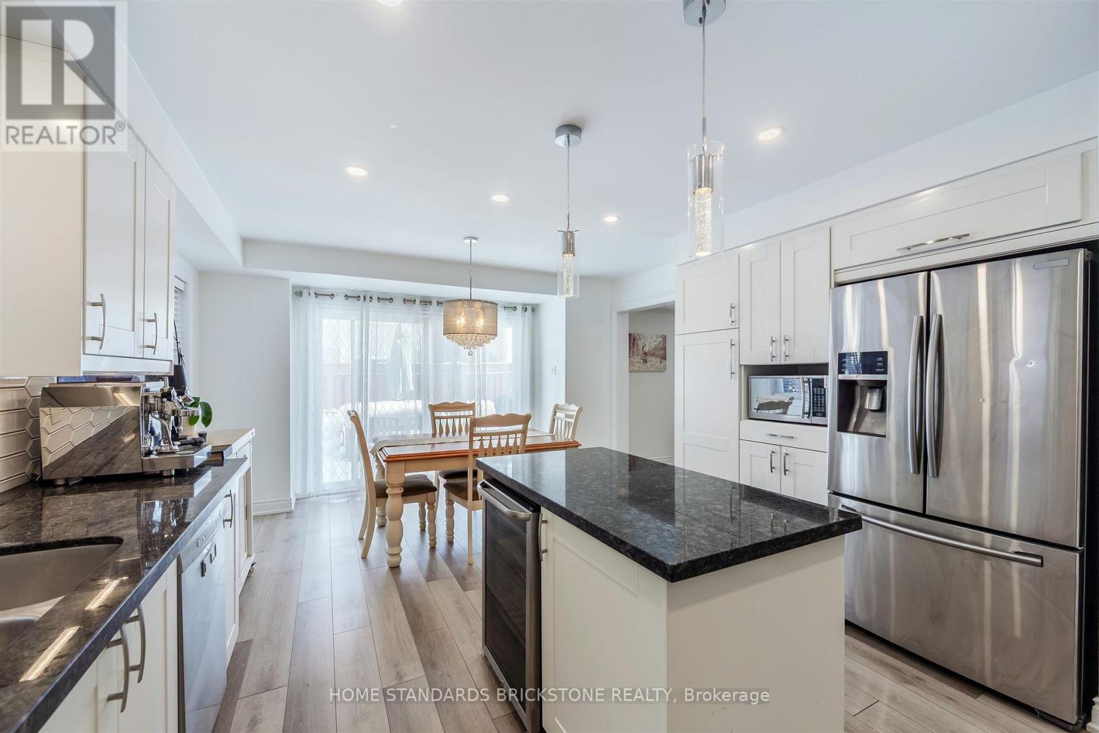 28 Brookhurst Crescent, Hamilton, Ontario  L0R 2H3 - Photo 12 - X13114036