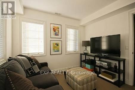 B - 2 Fairleigh Crescent, Toronto, Ontario  M6C 3R8 - Photo 8 - C13114132