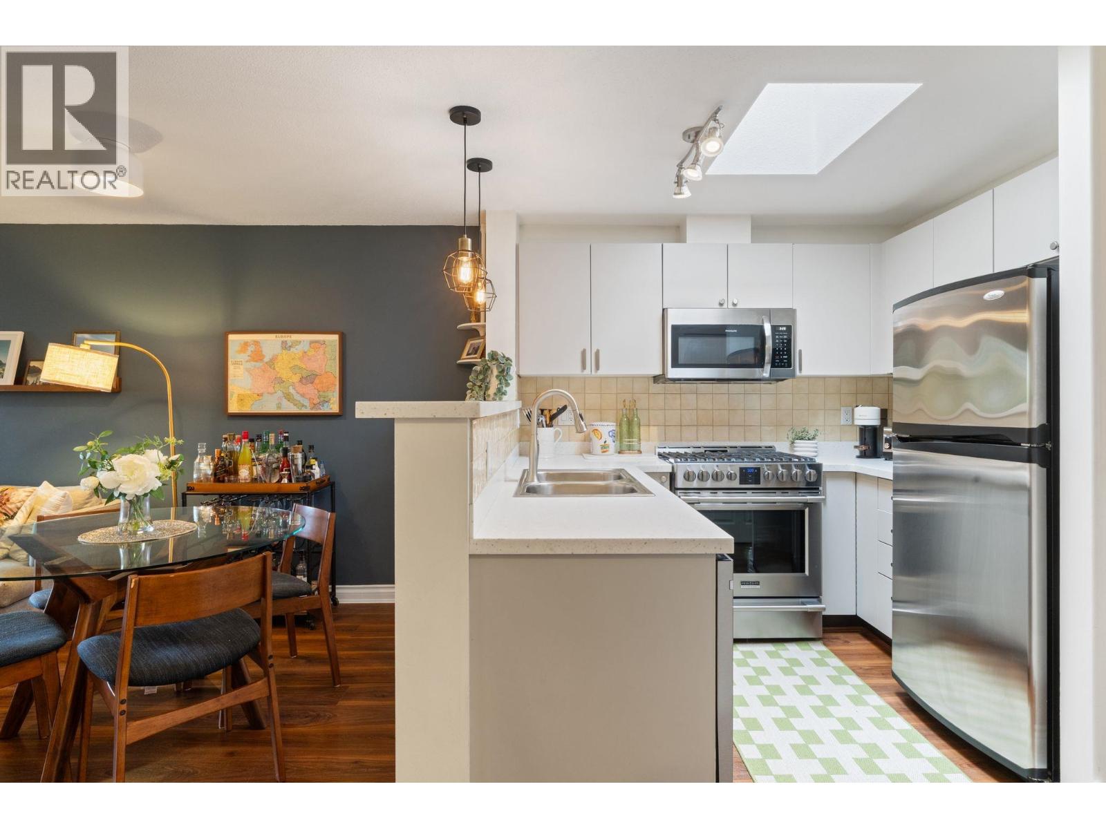 404 2741 E Hastings Street, Vancouver, British Columbia  V5K 1Z8 - Photo 4 - R3122323