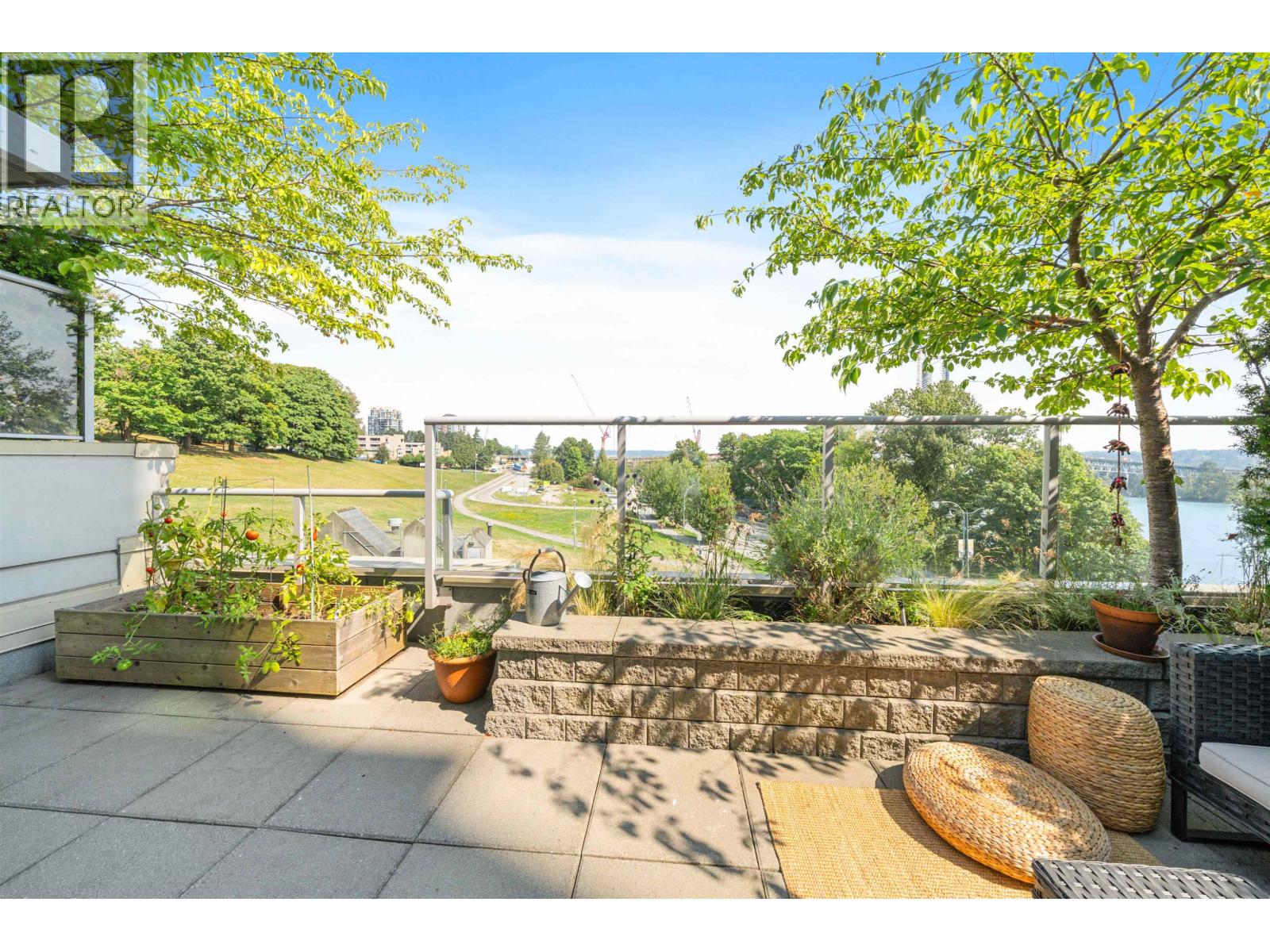 Th4 125 Columbia Street, New Westminster, British Columbia  V3L 0G8 - Photo 31 - R3122350