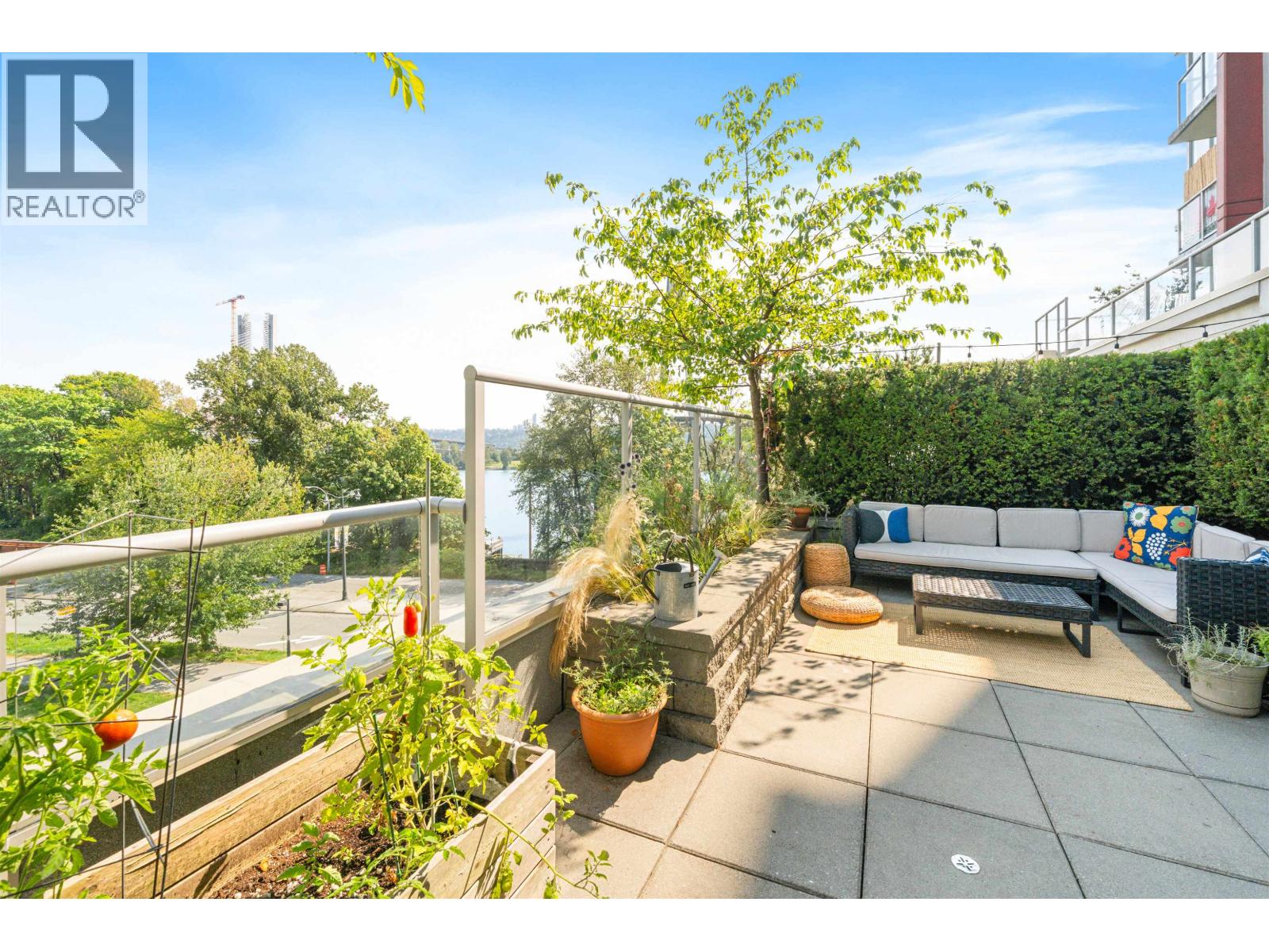 Th4 125 Columbia Street, New Westminster, British Columbia  V3L 0G8 - Photo 33 - R3122350