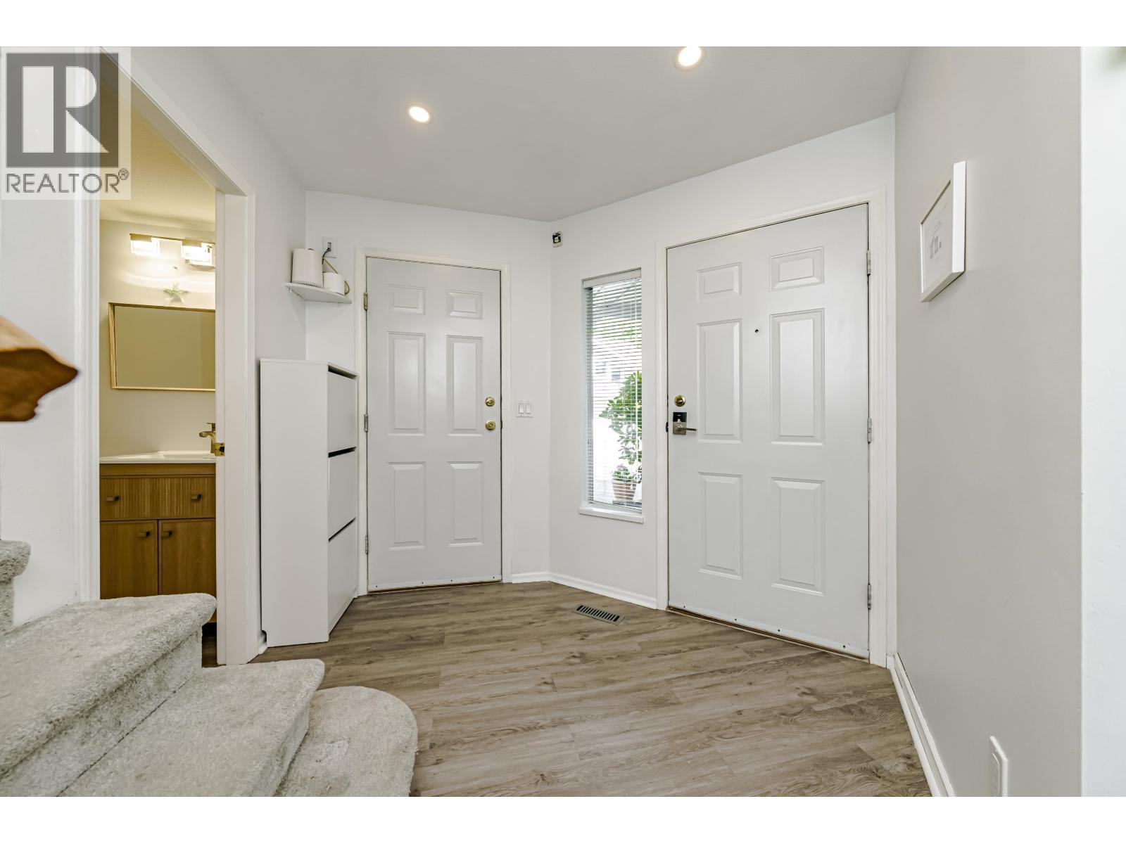 20 2590 Panorama Drive, Coquitlam, British Columbia  V3E 2W9 - Photo 3 - R3122381