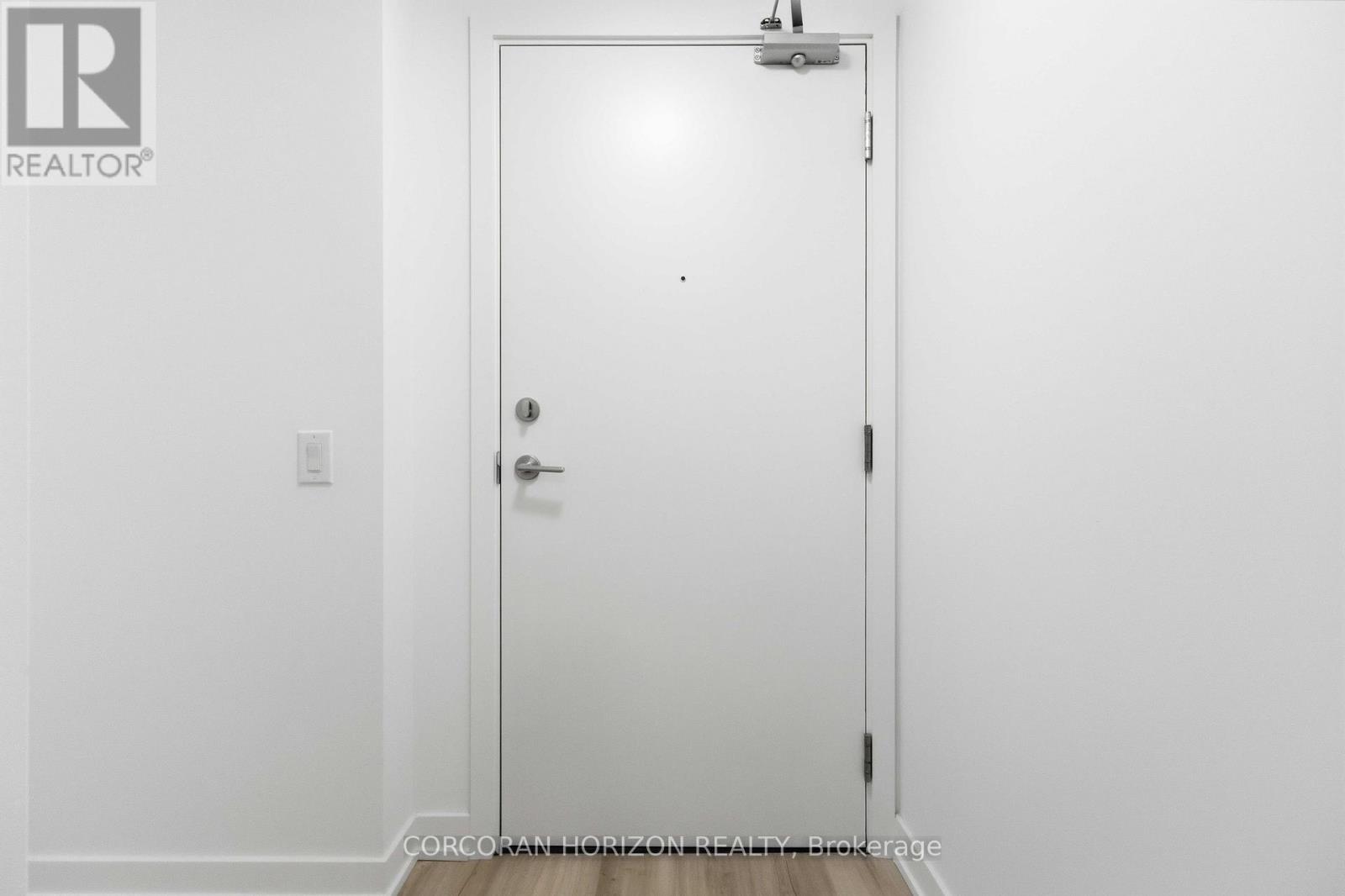 210 - 7437 Kingston Road, Toronto, Ontario  M1B 0E9 - Photo 3 - E13114120