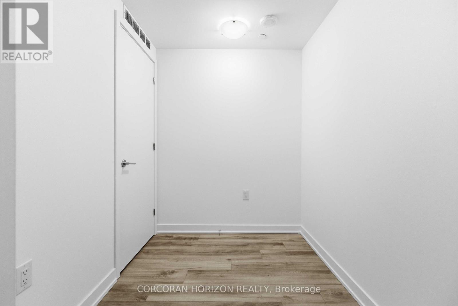 210 - 7437 Kingston Road, Toronto, Ontario  M1B 0E9 - Photo 4 - E13114120