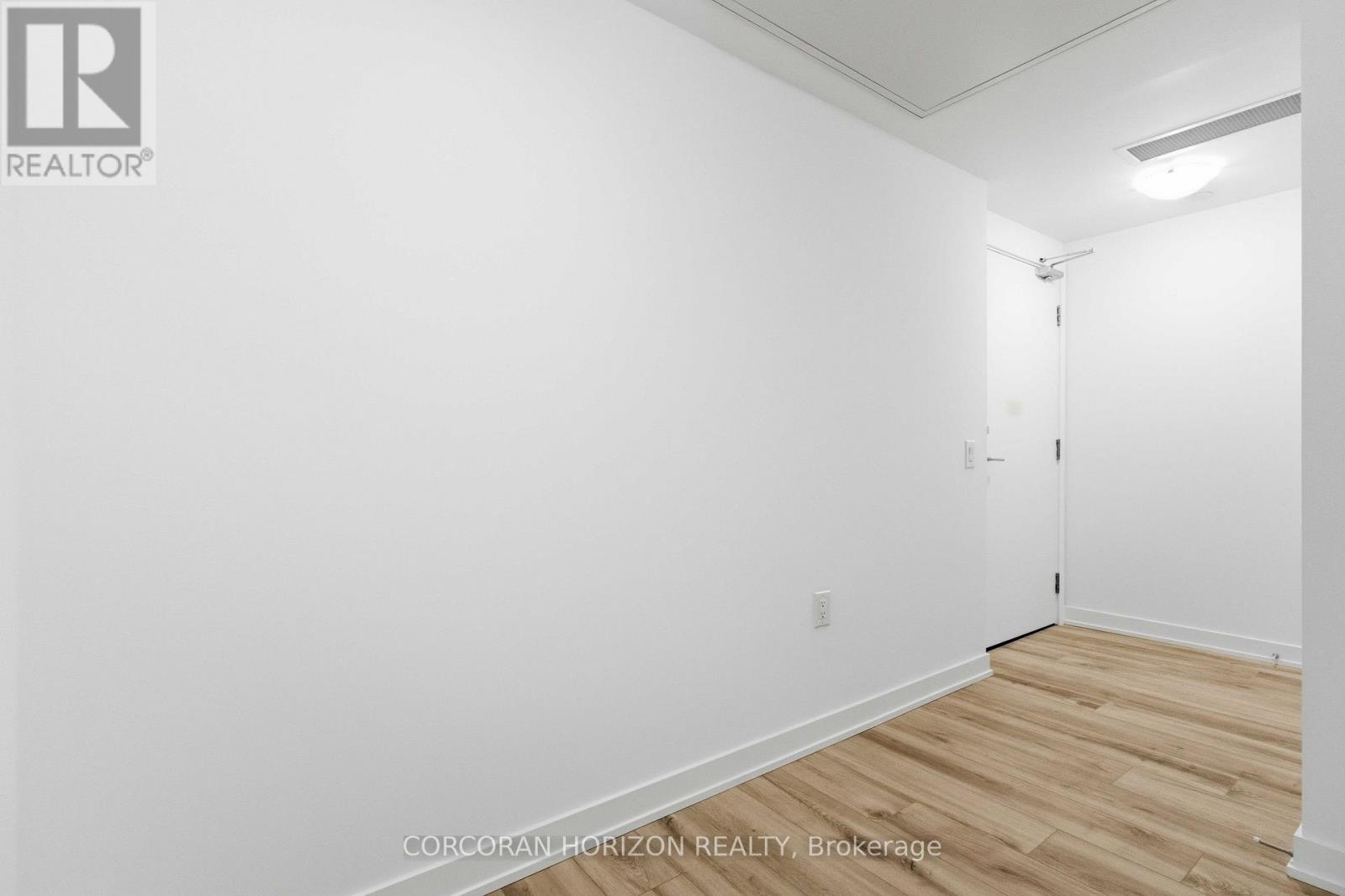 210 - 7437 Kingston Road, Toronto, Ontario  M1B 0E9 - Photo 5 - E13114120