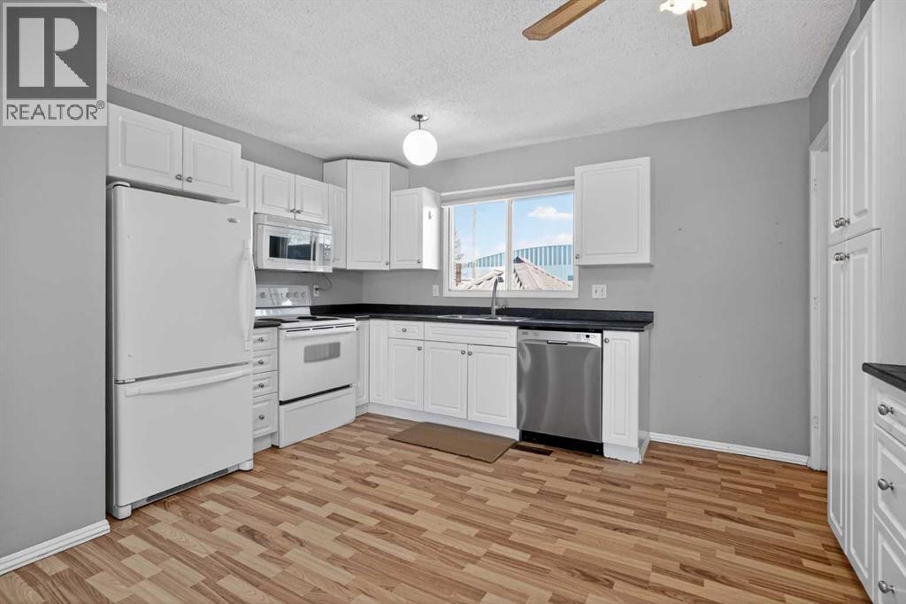 110 Mckinnon Drive, Carseland, Alberta T0J 0M0 - Photo 6 - A2308300