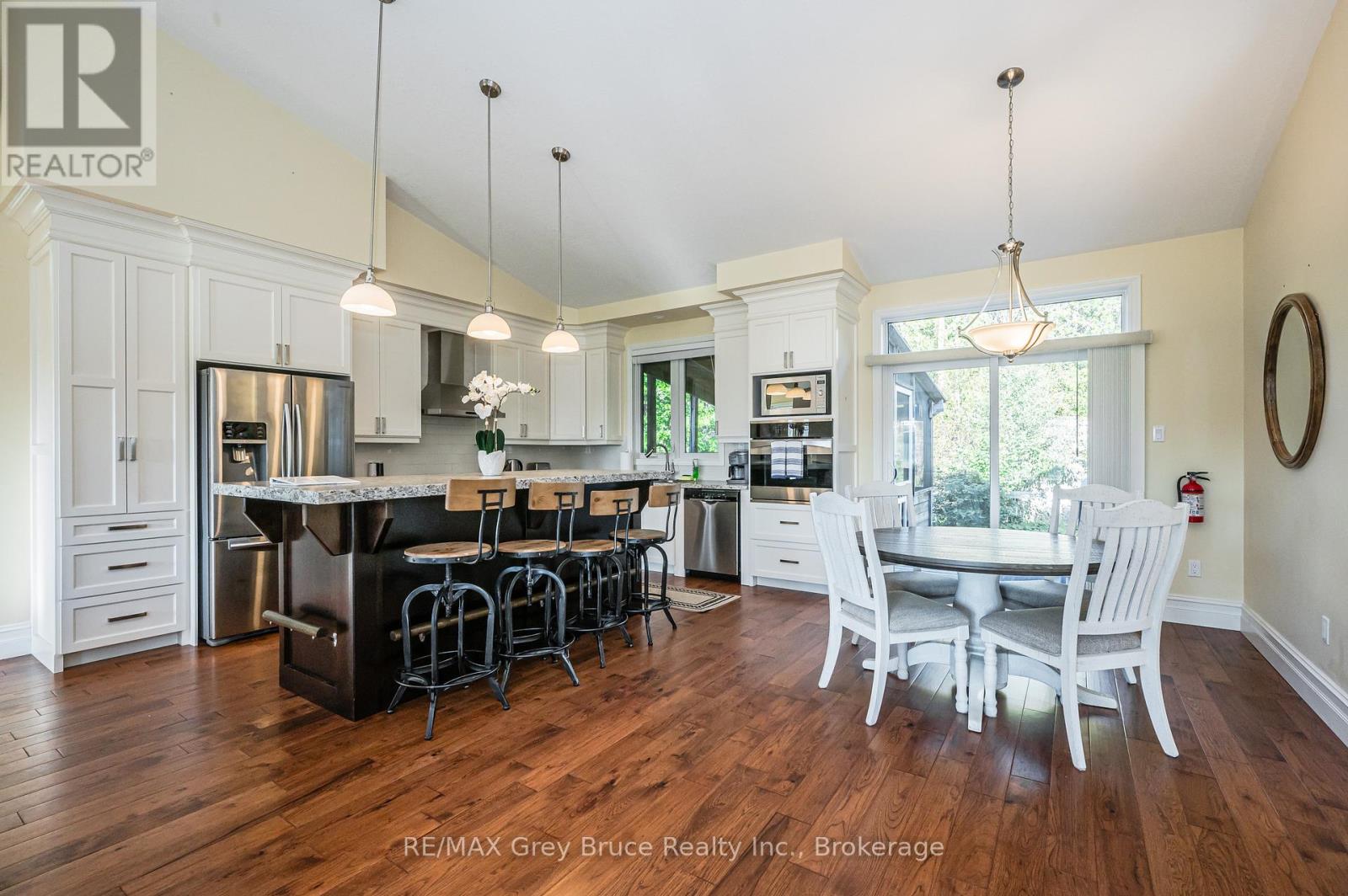 10 Williamson Place, South Bruce Peninsula, Ontario  N0H 2T0 - Photo 13 - X13114102