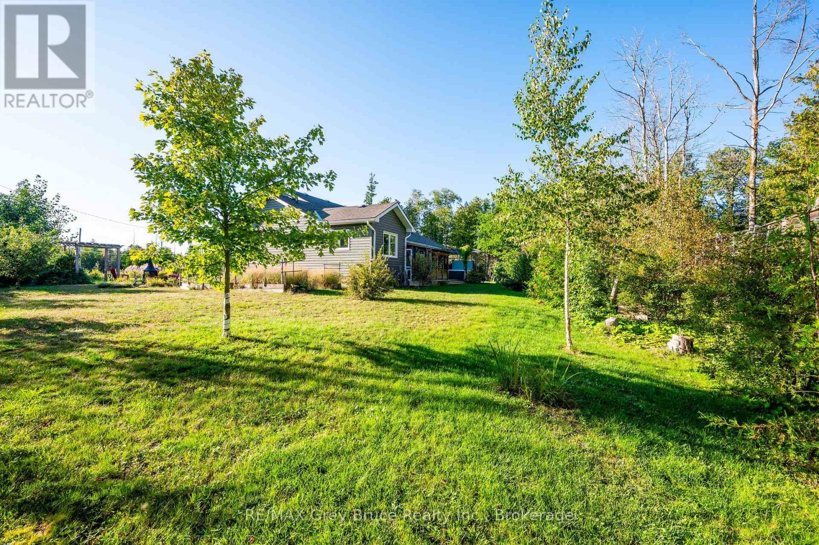 10 Williamson Place, South Bruce Peninsula, Ontario  N0H 2T0 - Photo 36 - X13114102