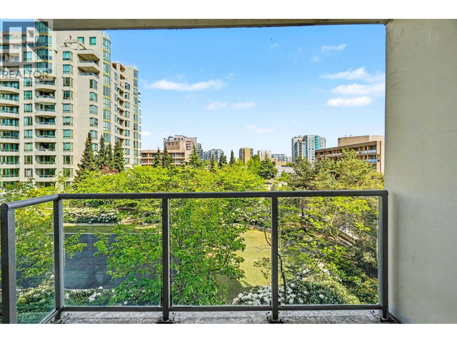 702 6888 Alderbridge Way, Richmond, British Columbia  V8B 0L8 - Photo 5 - R3122359