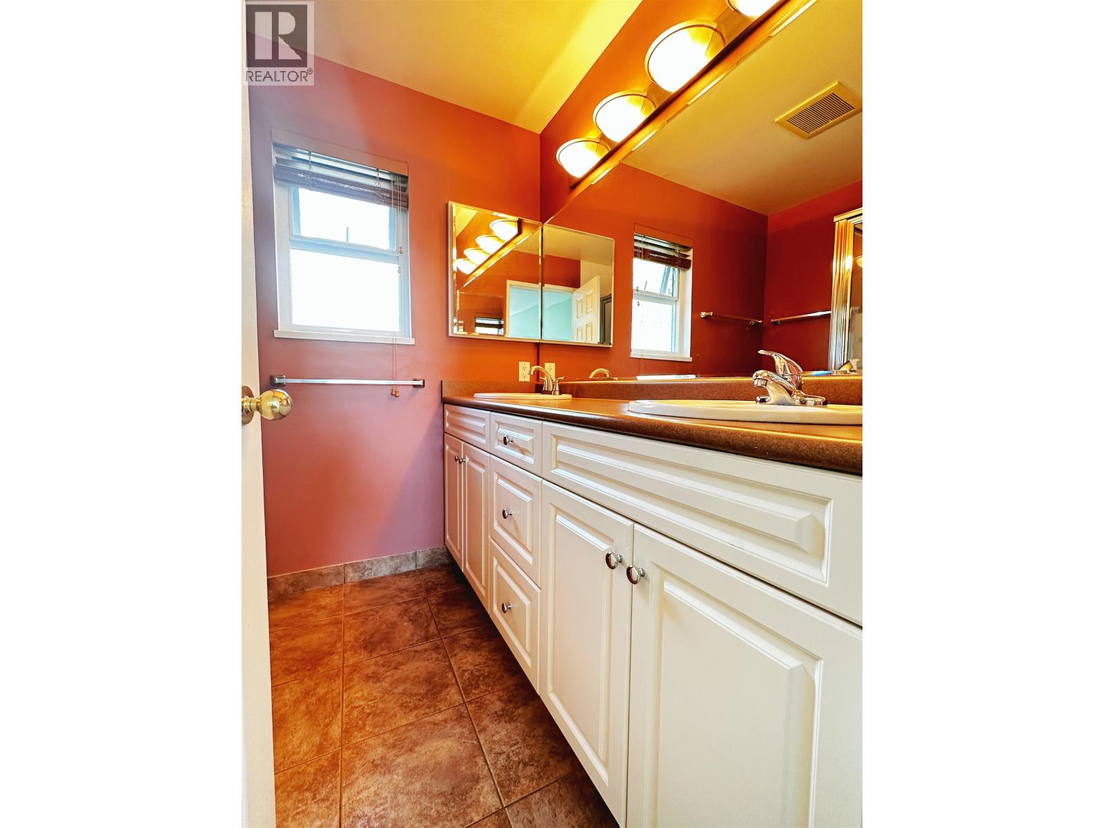 Upper Level 3847 Prospect Road, North Vancouver, British Columbia  V7N 4H1 - Photo 19 - R3122384