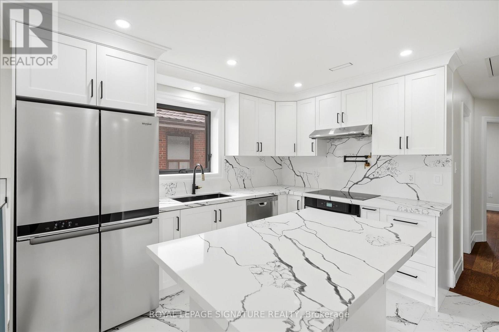 24 Treeview Drive, Toronto, Ontario  M8W 4B9 - Photo 9 - W13114104