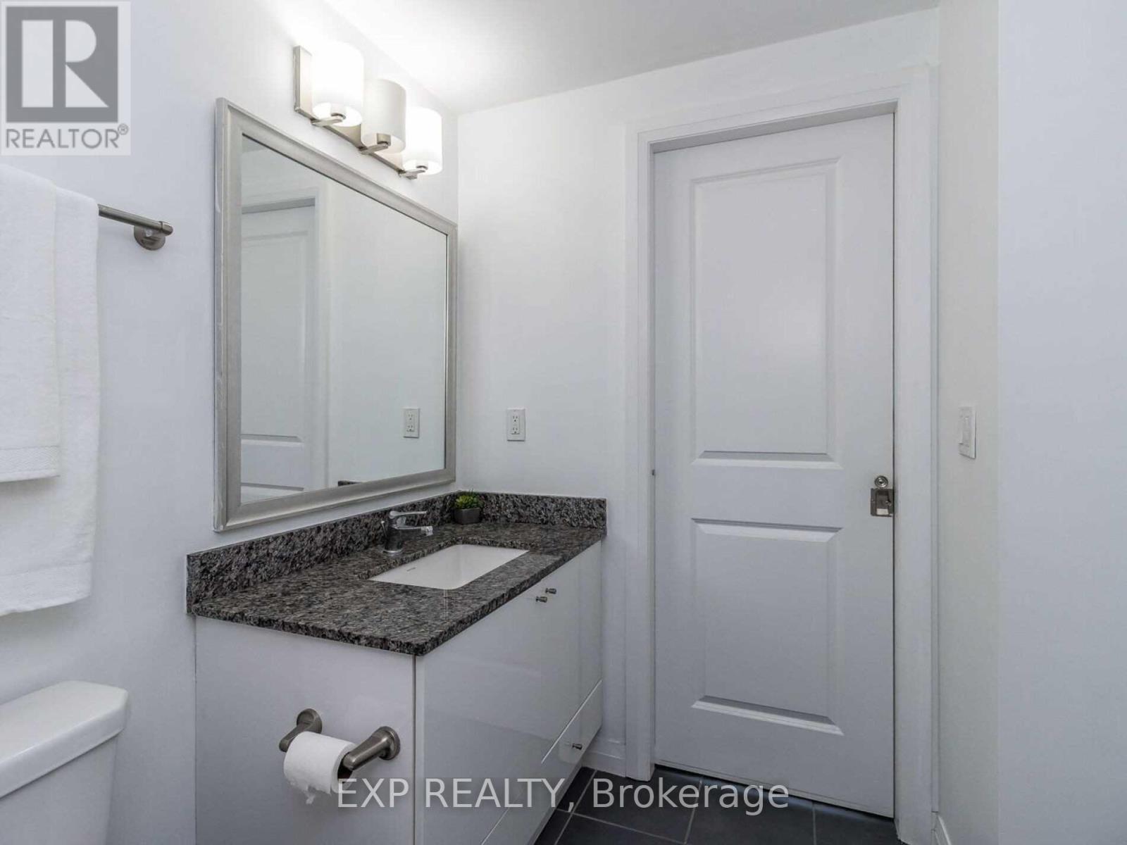 2005 - 75 Eglinton Avenue W, Mississauga, Ontario  L5R 0E5 - Photo 11 - W13114114
