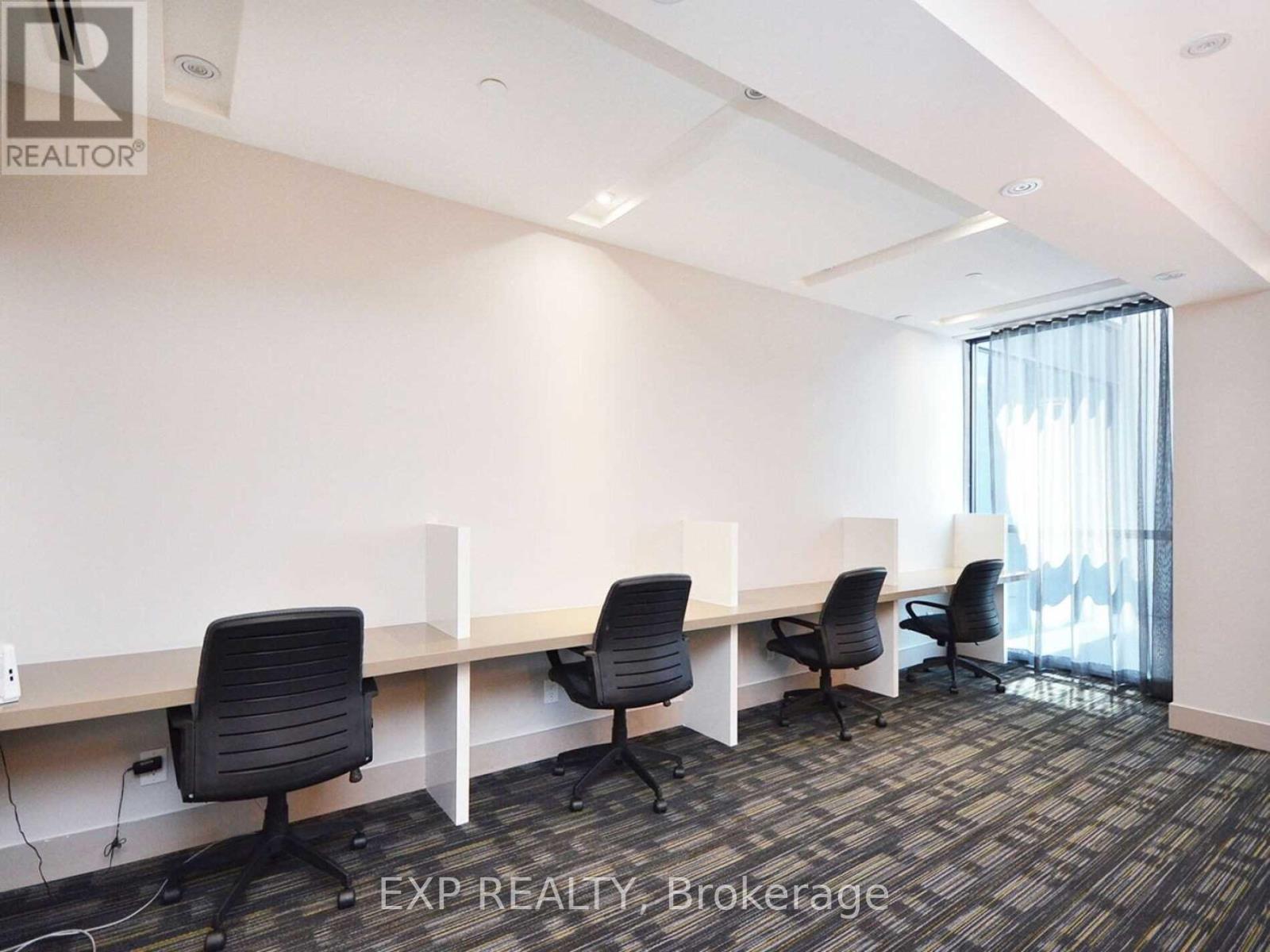 2005 - 75 Eglinton Avenue W, Mississauga, Ontario  L5R 0E5 - Photo 32 - W13114114