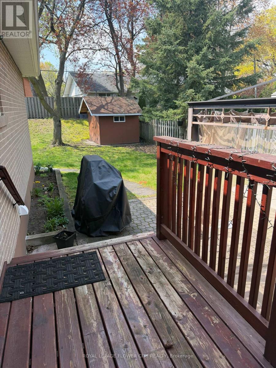 3252 Flanagan Crescent, Mississauga, Ontario  L5C 2M5 - Photo 23 - W13114126