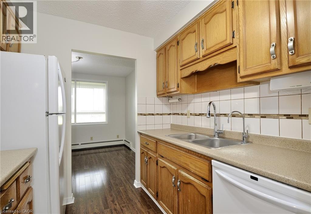 400 Champlain Boulevard Unit# 404, Cambridge, Ontario  N1R 7J6 - Photo 12 - 40829315