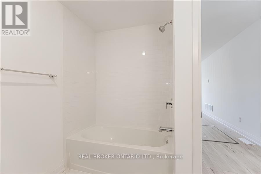 777 Beach Boulevard, Hamilton, Ontario  L8H 6Y5 - Photo 18 - X13114100