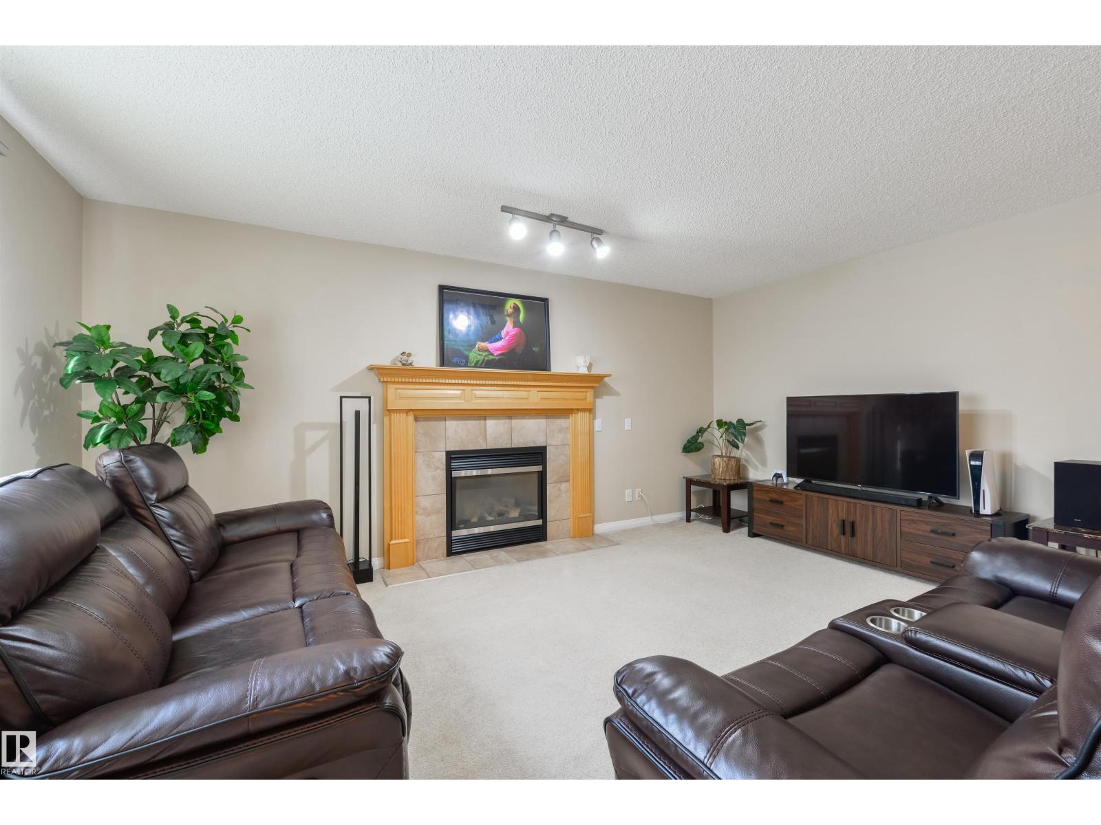1215 Ormsby Ln Nw, Edmonton, Alberta  T5T 6R2 - Photo 13 - E4487069