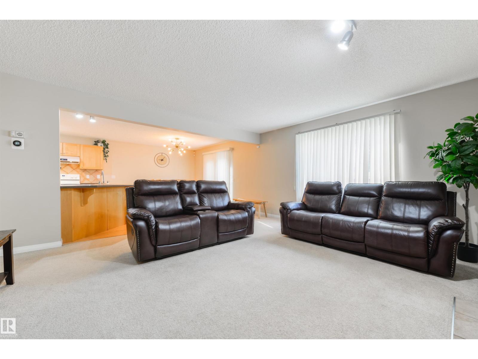1215 Ormsby Ln Nw, Edmonton, Alberta  T5T 6R2 - Photo 14 - E4487069