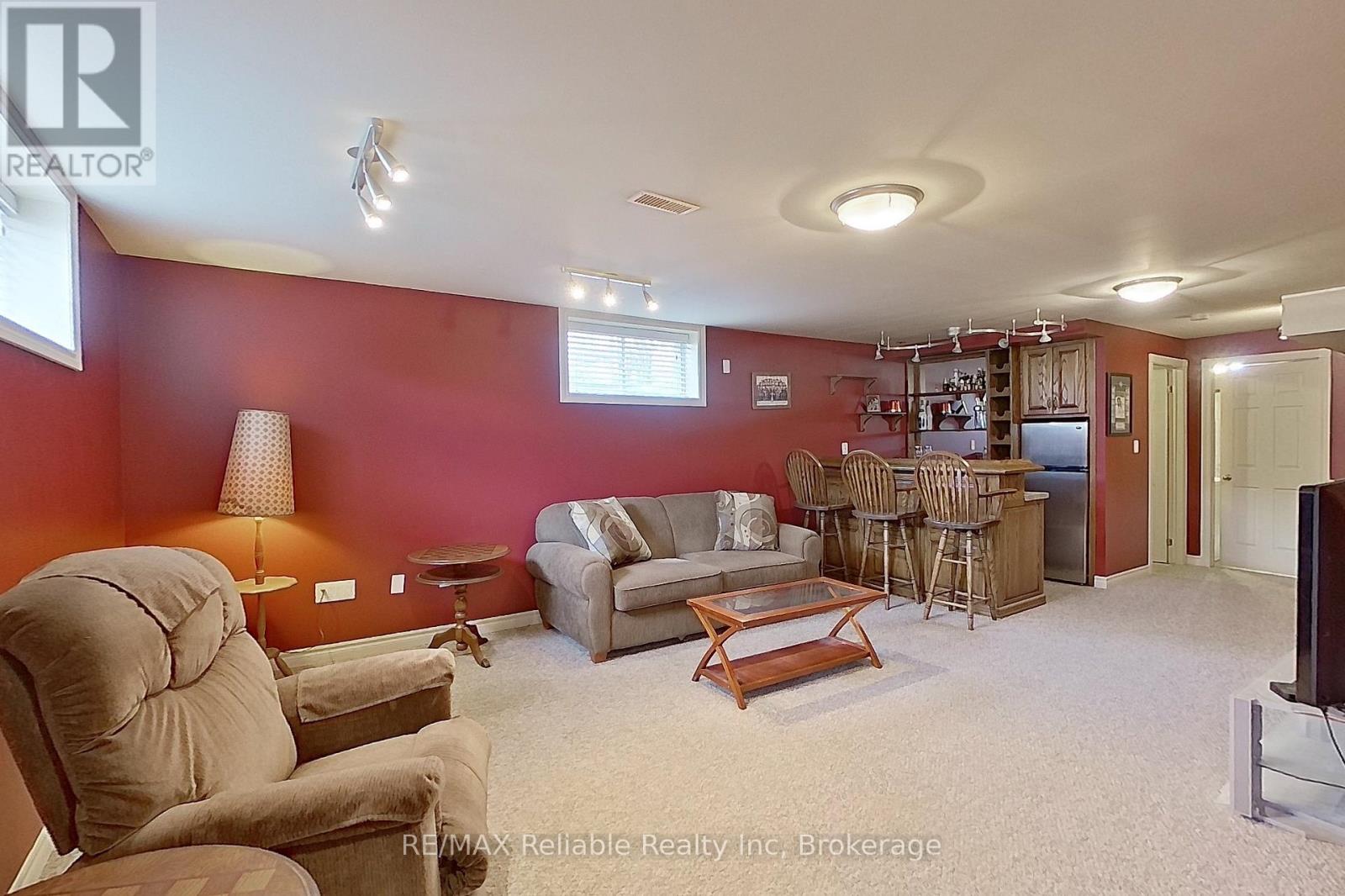 277 Morris Street, North Huron, Ontario  N0M 1H0 - Photo 34 - X12937024