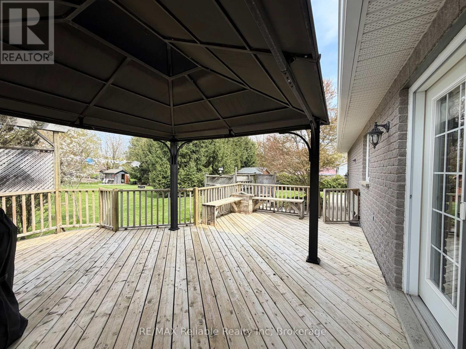 277 Morris Street, North Huron, Ontario  N0M 1H0 - Photo 46 - X12937024