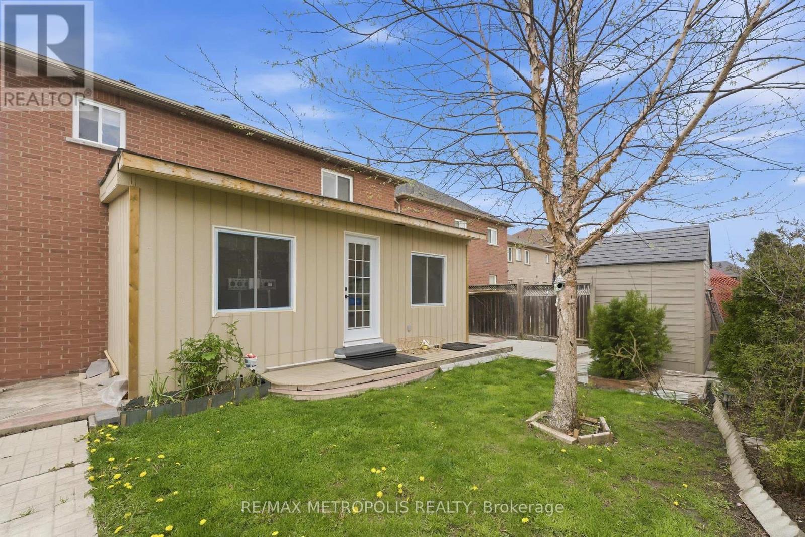 9 Tan Lane, Brampton, Ontario  L6P 0Z9 - Photo 47 - W13112042