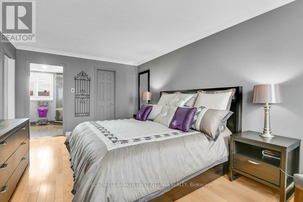 1592 Zachary Street, Ottawa, Ontario  K1C 6C6 - Photo 18 - X13109296