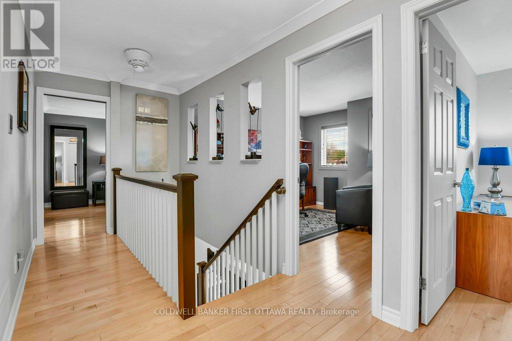 1592 Zachary Street, Ottawa, Ontario  K1C 6C6 - Photo 16 - X13109296