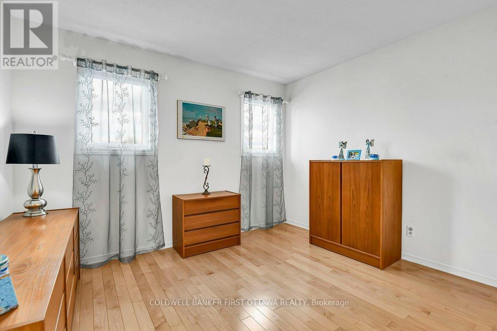 1592 Zachary Street, Ottawa, Ontario  K1C 6C6 - Photo 22 - X13109296