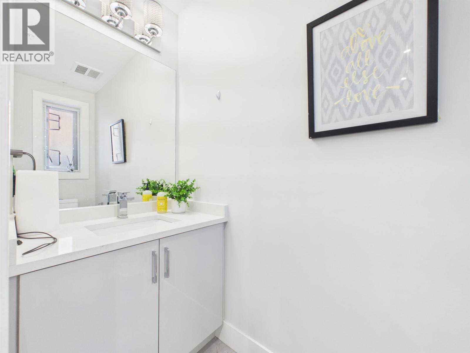 23 7565 Oak Street, Vancouver, British Columbia  V6P 4A4 - Photo 11 - R3122370